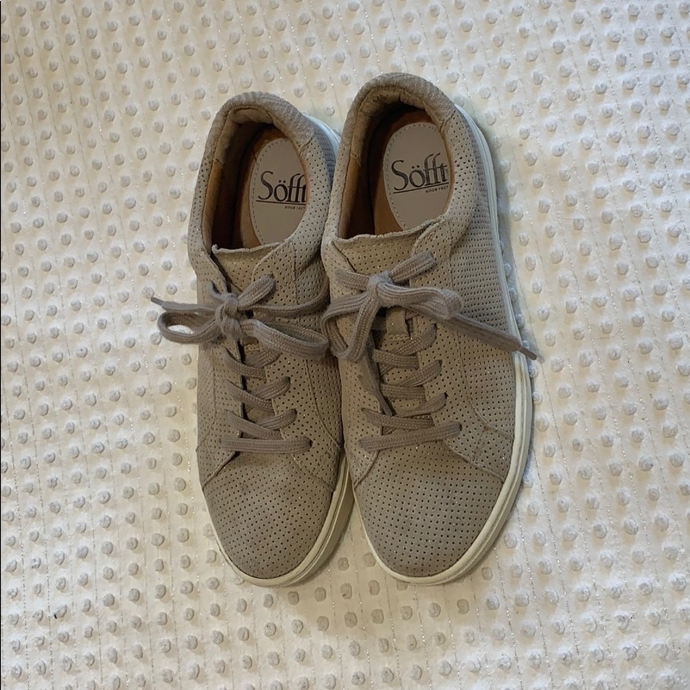 Sofft sneakers